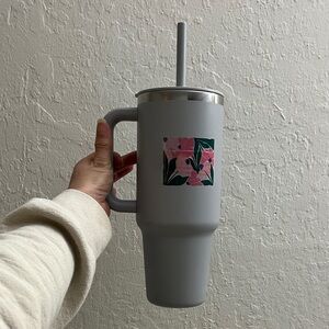 Hydroflask Travel Mug with handle and straw, 40 oz